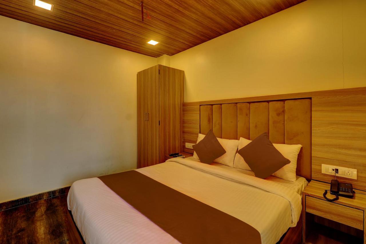 Hotel Priceless Mumbai Bagian luar foto