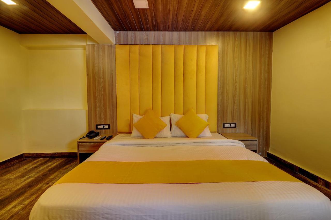 Hotel Priceless Mumbai Bagian luar foto