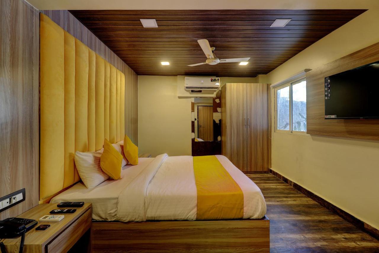 Hotel Priceless Mumbai Bagian luar foto